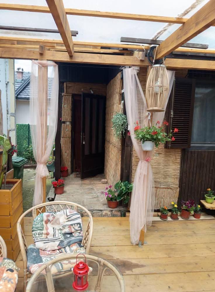 Kucica Za Odmor Lena I Matija Apartment Sremski Karlovci Bagian luar foto
