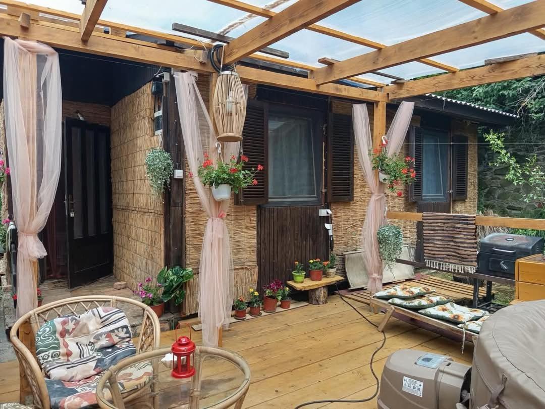 Kucica Za Odmor Lena I Matija Apartment Sremski Karlovci Bagian luar foto